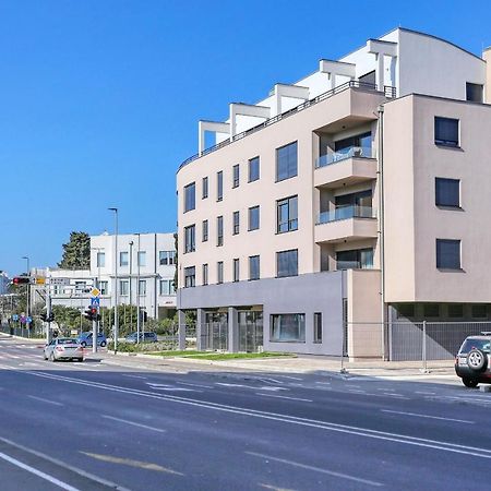 Apartments Perla With Free Parking 자다르 외부 사진