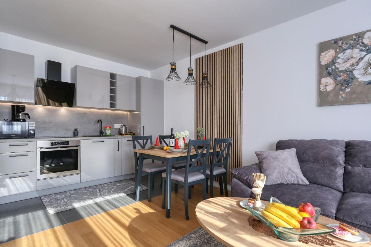 Apartments Perla With Free Parking 자다르 외부 사진