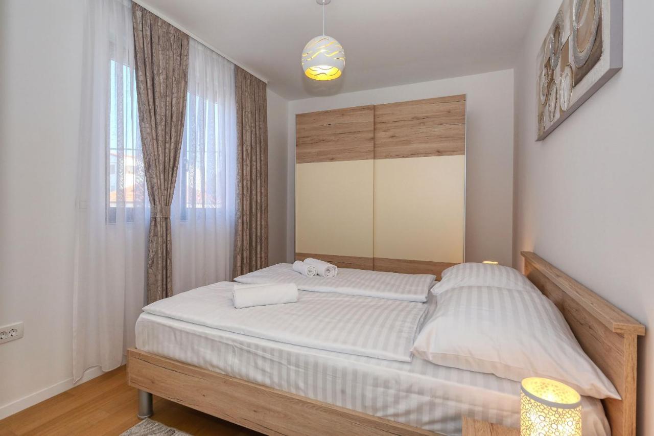 Apartments Perla With Free Parking 자다르 외부 사진