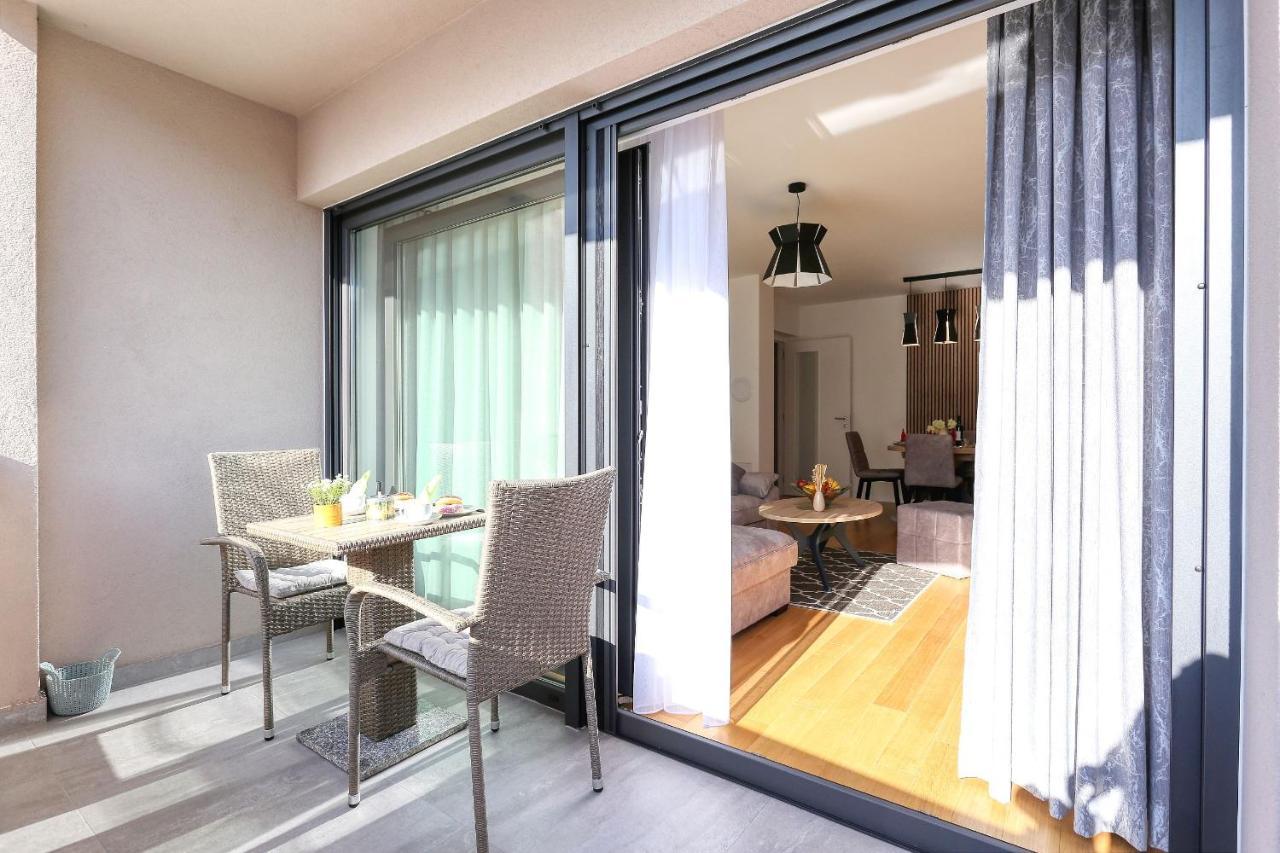 Apartments Perla With Free Parking 자다르 외부 사진