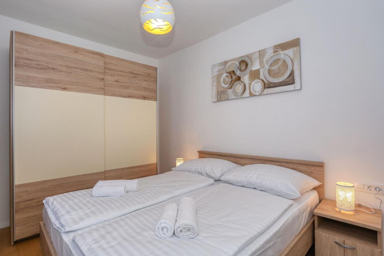 Apartments Perla With Free Parking 자다르 외부 사진