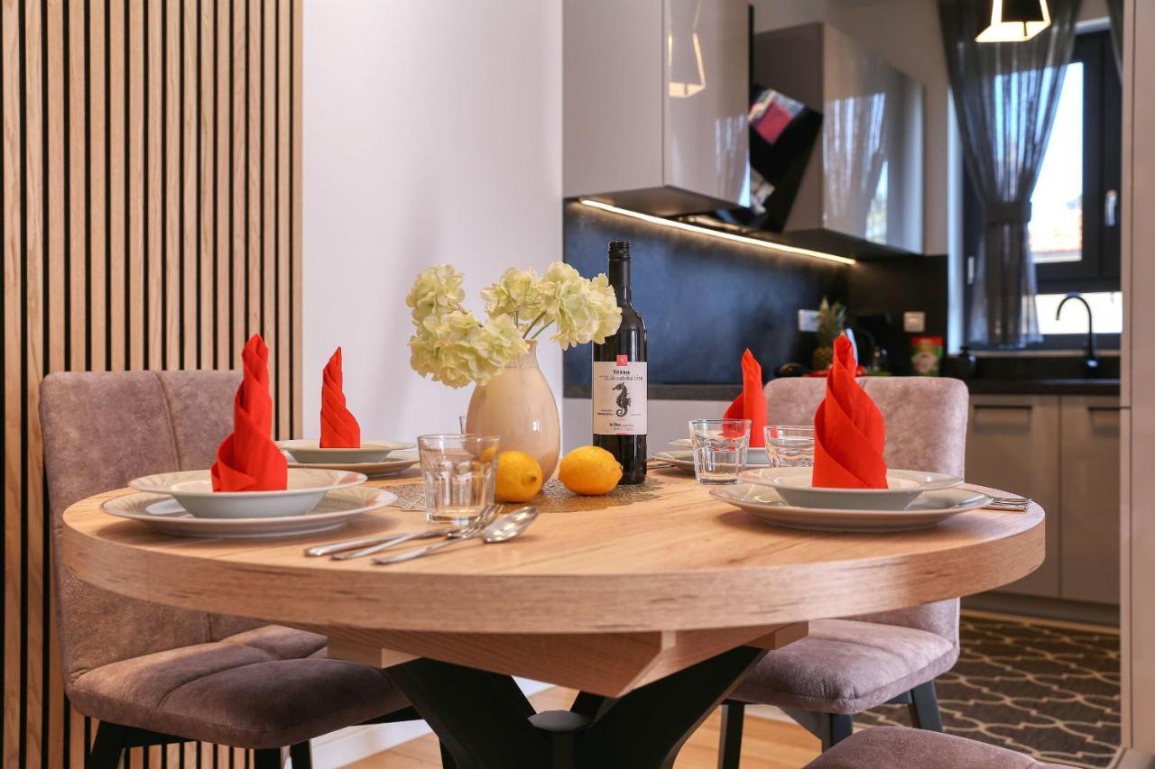 Apartments Perla With Free Parking 자다르 외부 사진